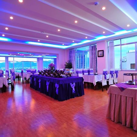 Violet Hotel Nha Trang Kültér fotó