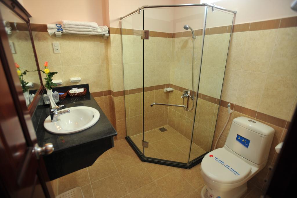 Violet Hotel Nha Trang Szoba fotó