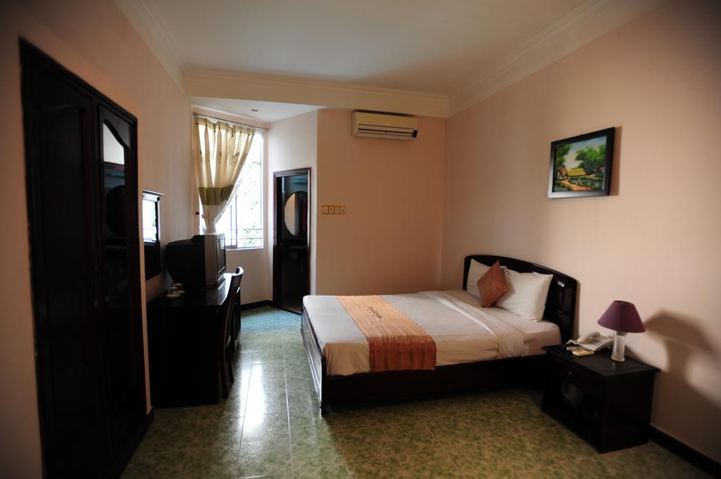 Violet Hotel Nha Trang Kültér fotó